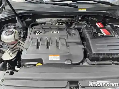 Volkswagen Tiguan 2018 2.0 Автомат в Москве № 141945, миниатюра 10