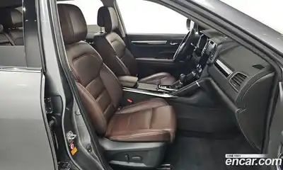 Renault QM6 2017 2.0 Автомат в Москве № 145895, миниатюра 11