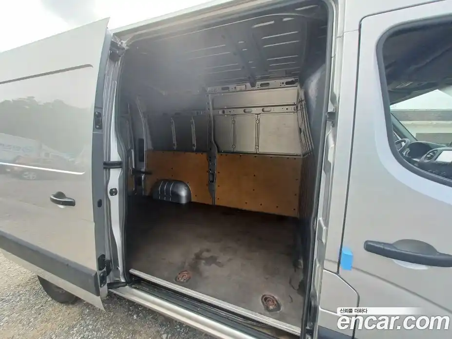 Renault Master 2019 2.3 Механическая в Москве № 147538, фото 11