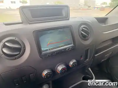 Renault Master 2019 2.3 Механическая в Москве № 147538, миниатюра 9