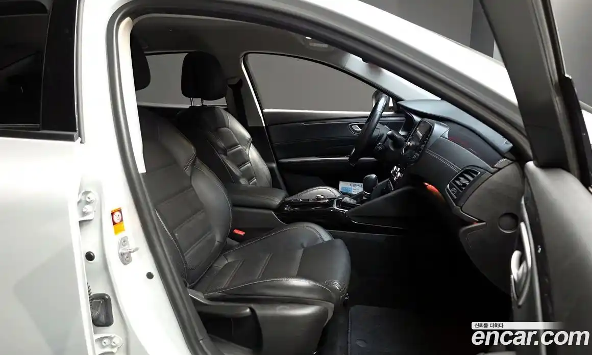 Renault SM6 2019 1.5 Автомат в Москве № 147758, фото 4