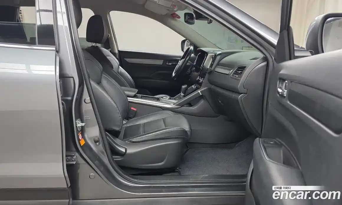 Renault QM6 2022 2.0 Автомат в Москве № 147833, фото 3