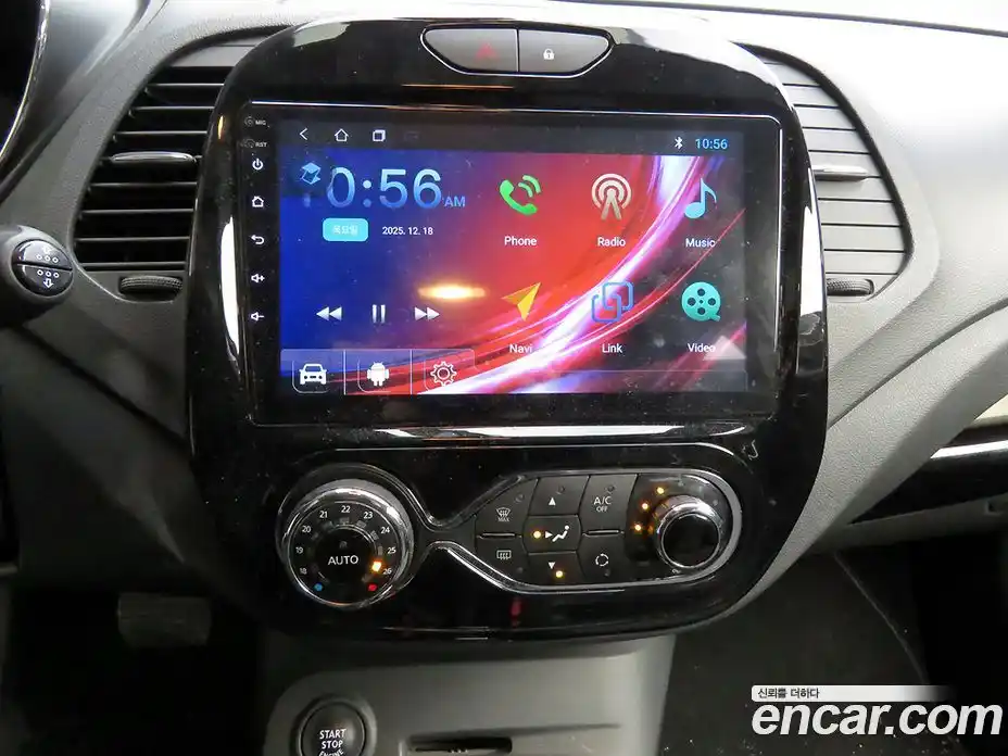 Renault QM3 2017 1.5 Автомат в Москве № 152347, фото 10