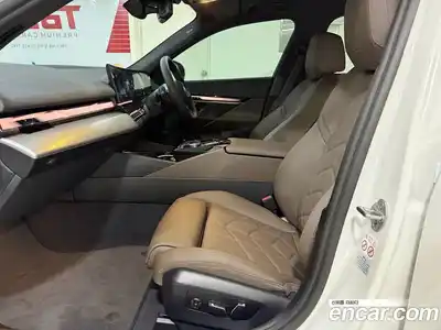 BMW 5-Series 2025 2.0 Автомат в Москве № 153133, миниатюра 11