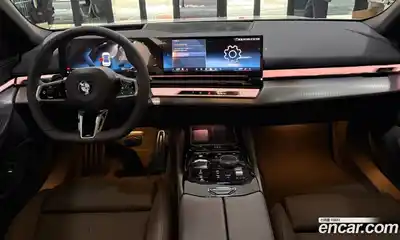 BMW 5-Series 2025 2.0 Автомат в Москве № 153133, миниатюра 8