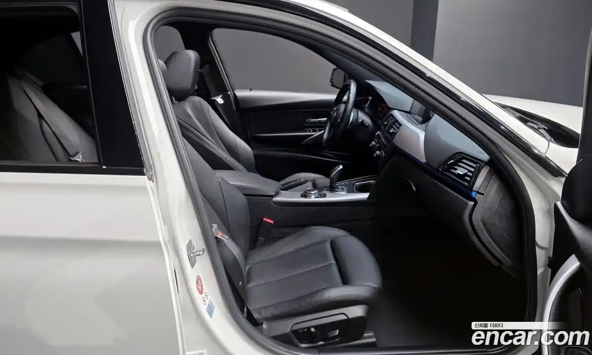 BMW 3-Series 2015 2.0 Автомат в Москве № 155238, фото 13