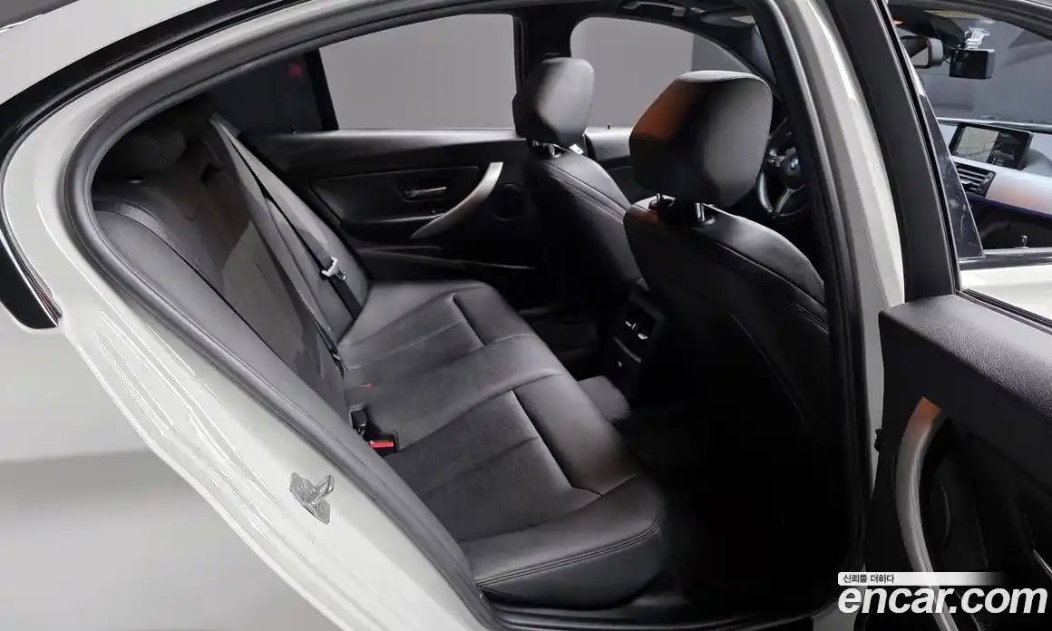 BMW 3-Series 2015 2.0 Автомат в Москве № 155238, фото 10