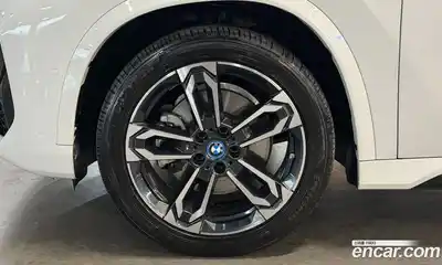 BMW iX1 2024 0.2 Автомат в Москве № 156801, миниатюра 6