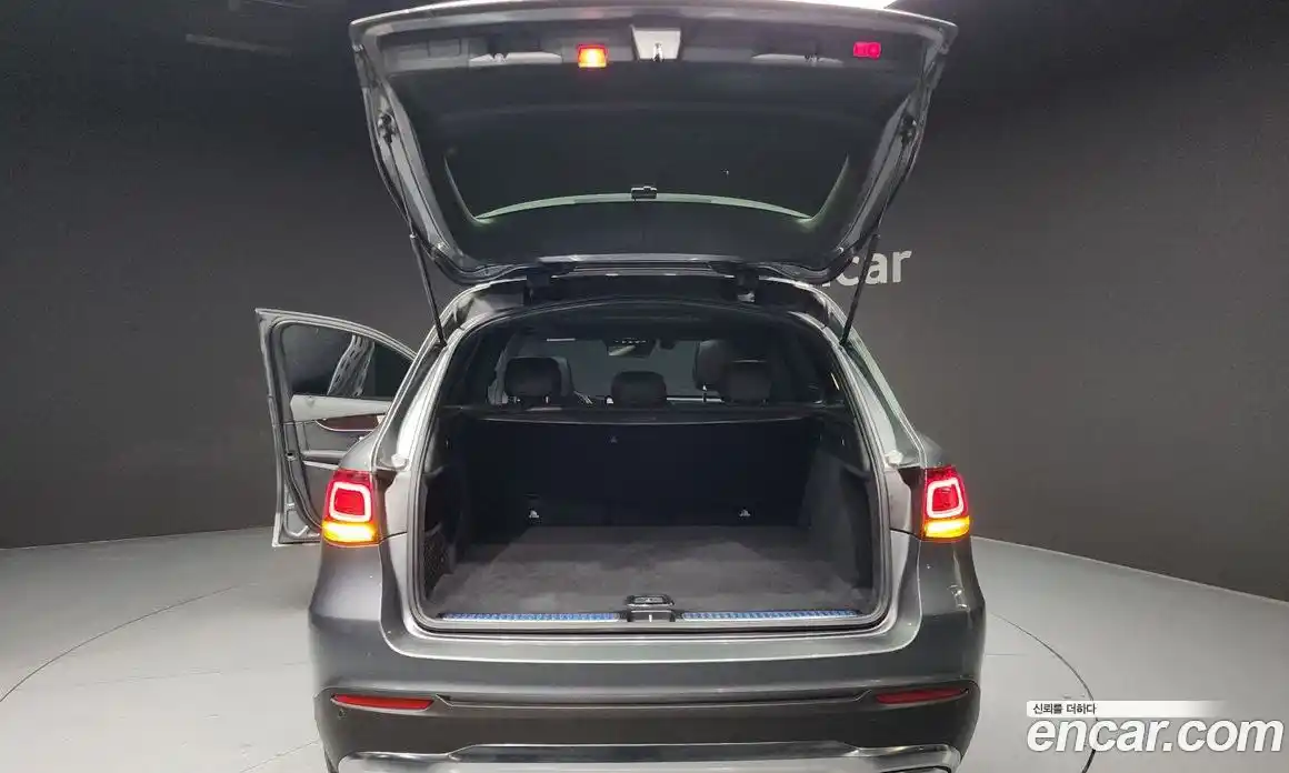 Mercedes-Benz GLC-Class 2020 2.0 Автомат в Москве № 157667, фото 10