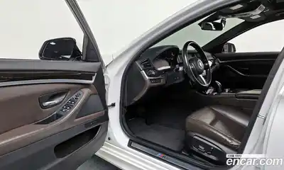 BMW 5-Series 2016 2.0 Автомат в Москве № 158704, миниатюра 11
