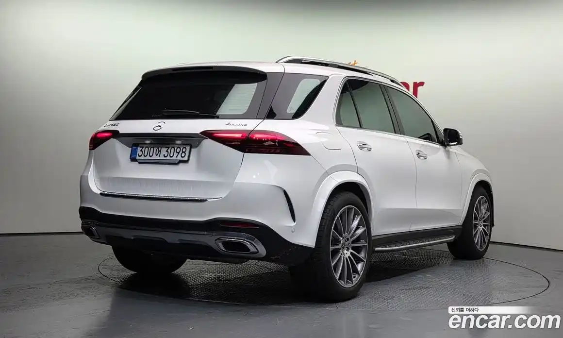 Mercedes-Benz GLE-Class 2025 3.0 Автомат в Москве № 160216, фото 17