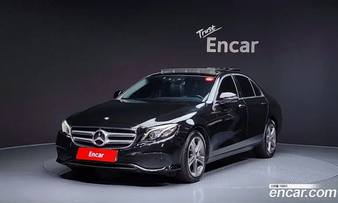 Mercedes-Benz E-Class 2017 2.0 Автомат в Москве № 160886, фото 12