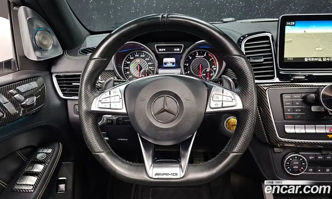 Mercedes-Benz GLE-Class 2016 5.5 Автомат в Москве № 161938, фото 13