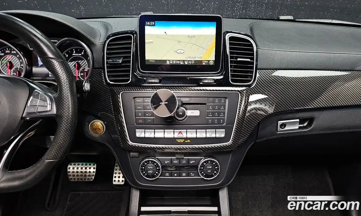 Mercedes-Benz GLE-Class 2016 5.5 Автомат в Москве № 161938, фото 15