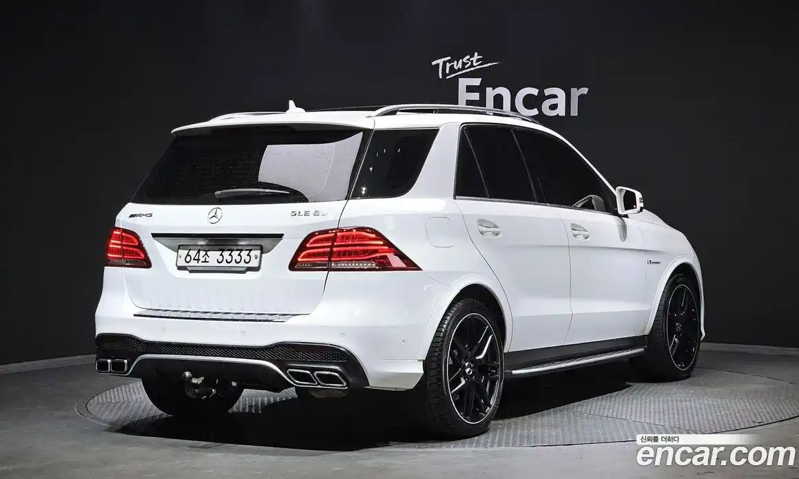 Mercedes-Benz GLE-Class 2016 5.5 Автомат в Москве № 161938, фото 2