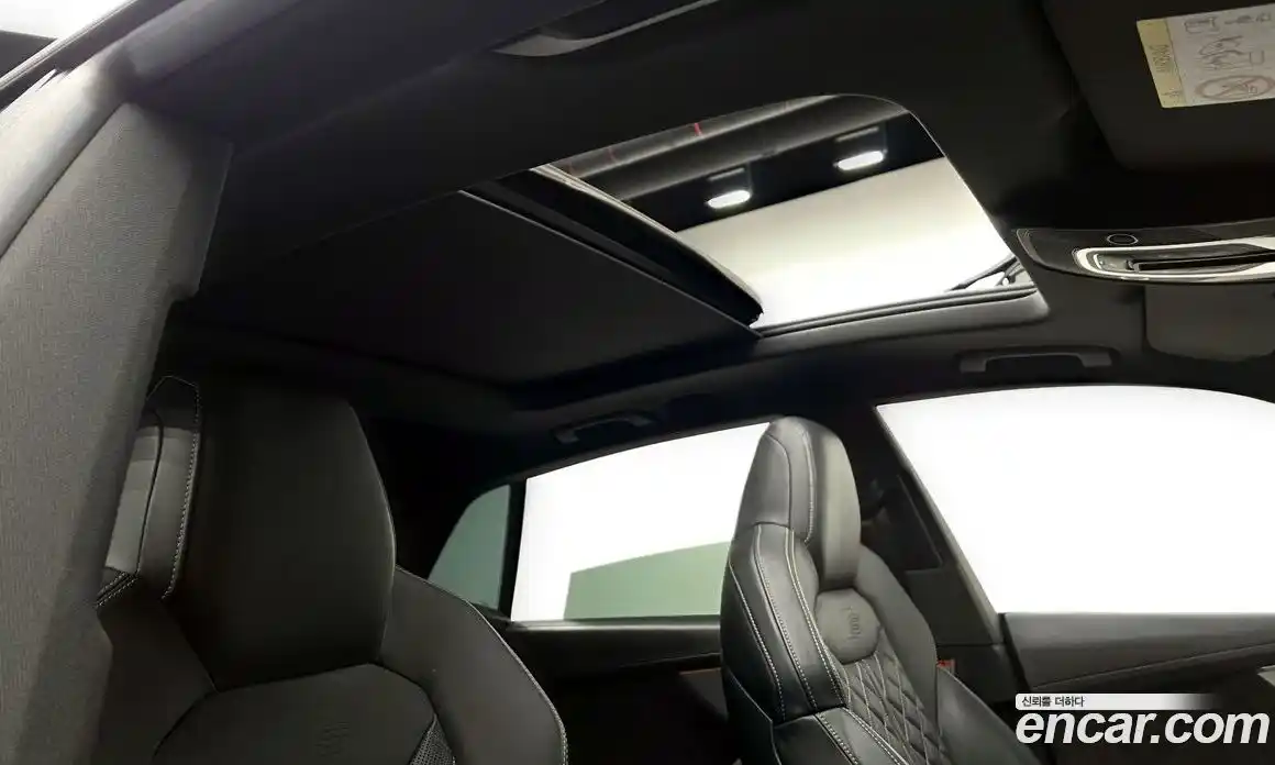 Audi Q8 2021 3.0 Автомат в Москве № 162783, фото 8