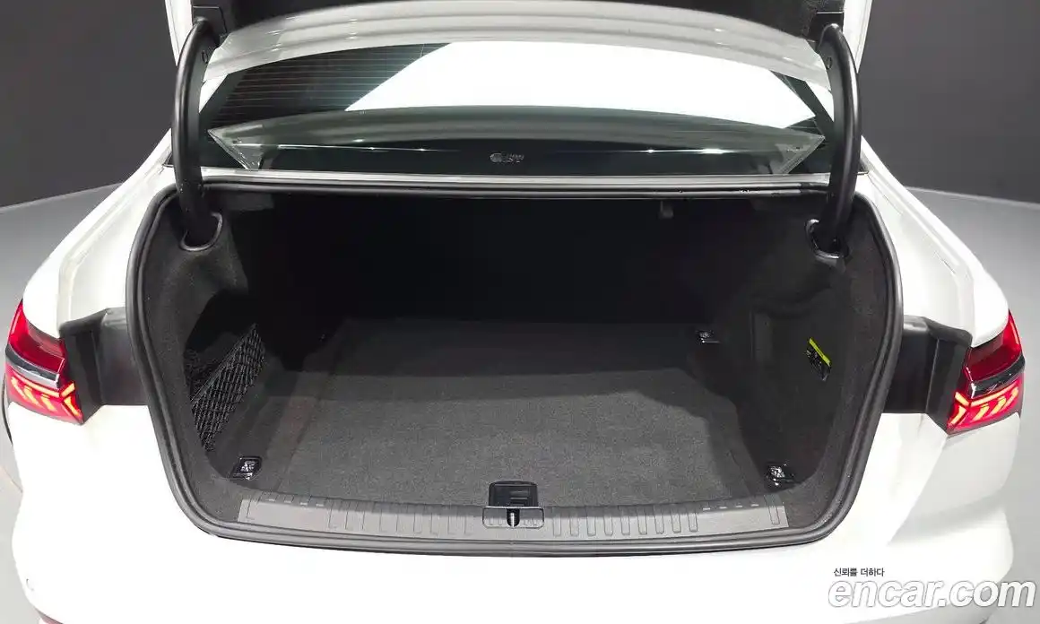 Audi A6 2021 2.0 Автомат в Москве № 163059, фото 9