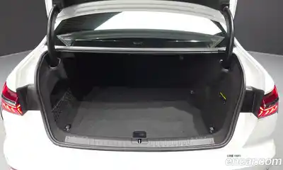 Audi A6 2021 2.0 Автомат в Москве № 163059, миниатюра 9