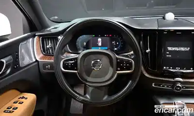 Volvo XC60 2022 2.0 Автомат в Москве № 164332, миниатюра 12