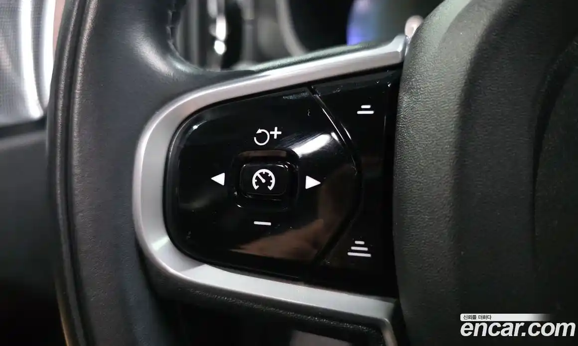 Volvo XC60 2022 2.0 Автомат в Москве № 164332, фото 15