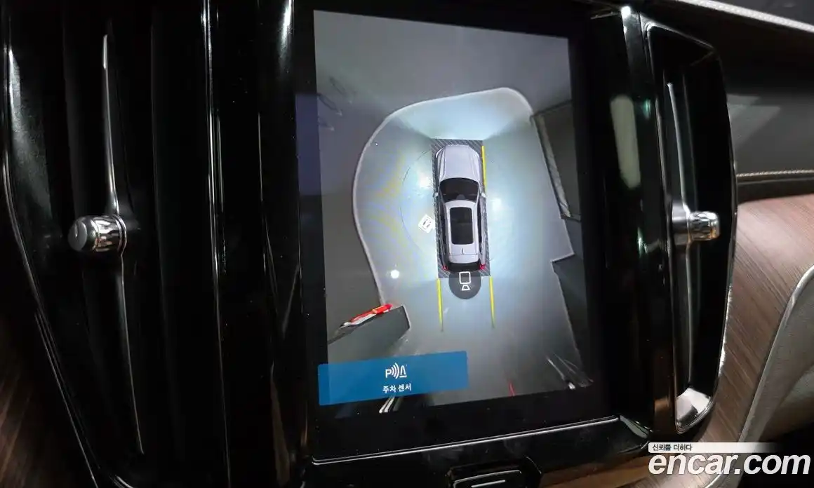 Volvo XC60 2022 2.0 Автомат в Москве № 164332, фото 19