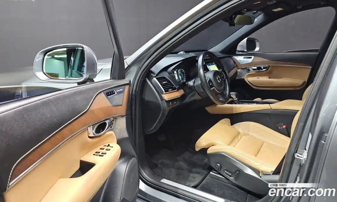 Volvo XC90 2017 2.0 Автомат в Москве № 164690, фото 9