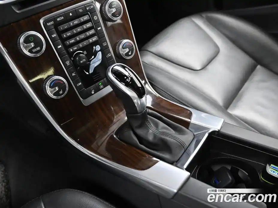 Volvo S60 2018 2.0 Автомат в Москве № 164859, фото 17