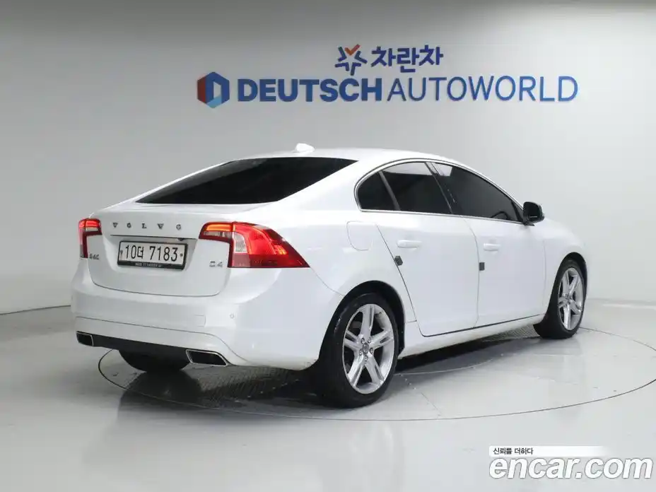 Volvo S60 2018 2.0 Автомат в Москве № 164859, фото 3