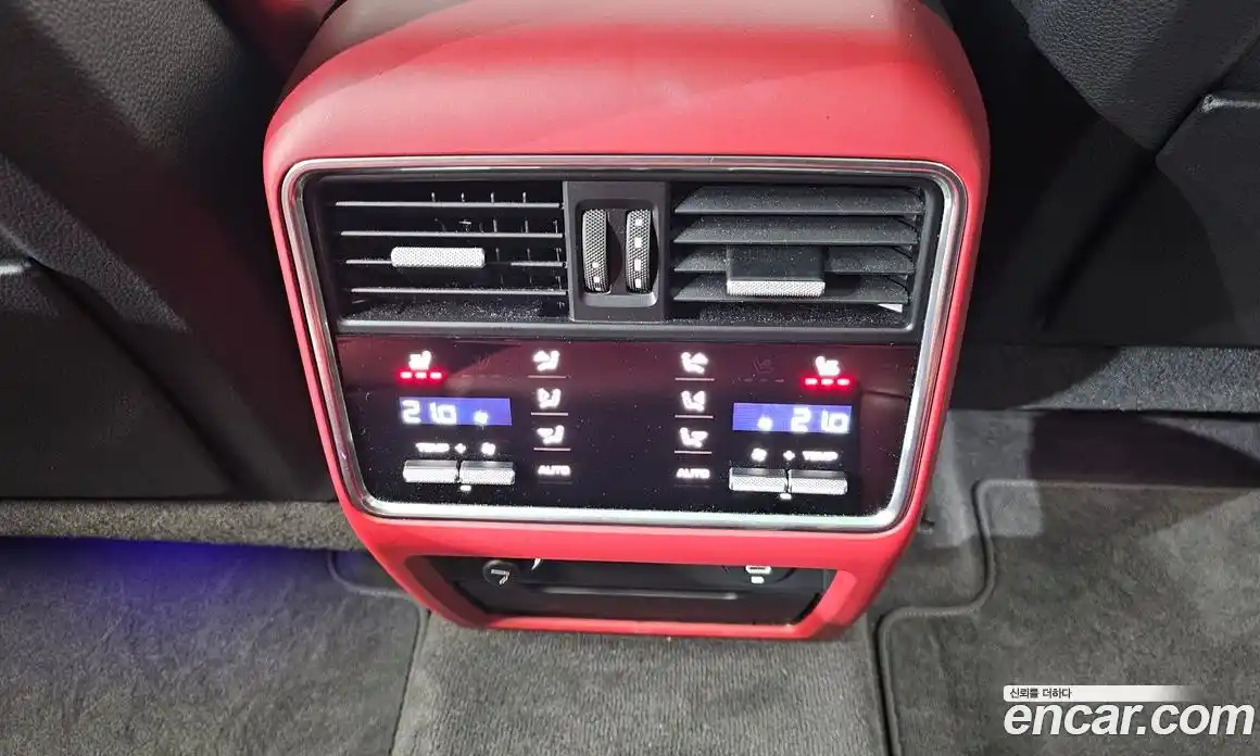 Porsche Cayenne 2021 3.0 Автомат в Москве № 165141, фото 18