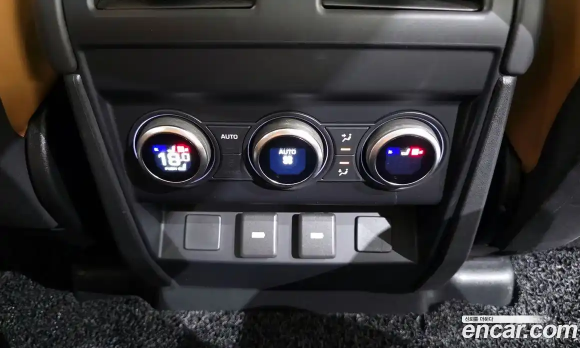 Land Rover Defender 2023 3.0 Автомат в Москве № 166114, фото 19