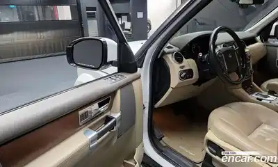 Land Rover Discovery 2016 3.0 Автомат в Москве № 166508, миниатюра 11