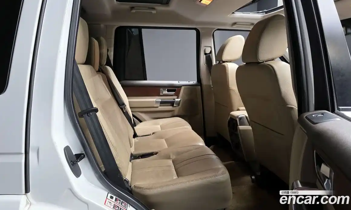 Land Rover Discovery 2016 3.0 Автомат в Москве № 166508, фото 14