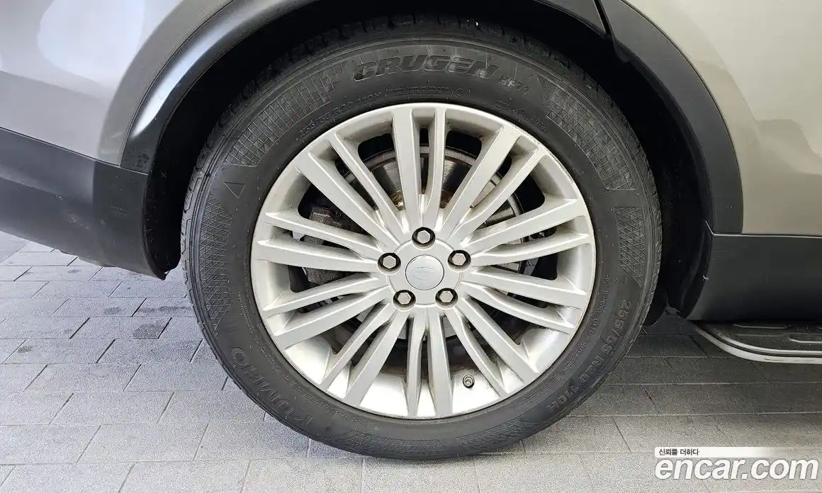 Land Rover Discovery 2017 3.0 Автомат в Москве № 166563, фото 18