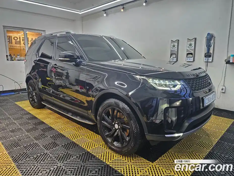 Land Rover Discovery 2018 3.0 Автомат в Москве № 166835, фото 17