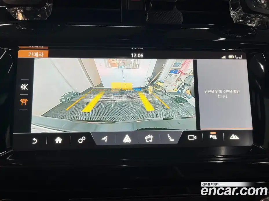 Land Rover Discovery 2018 3.0 Автомат в Москве № 166835, фото 18