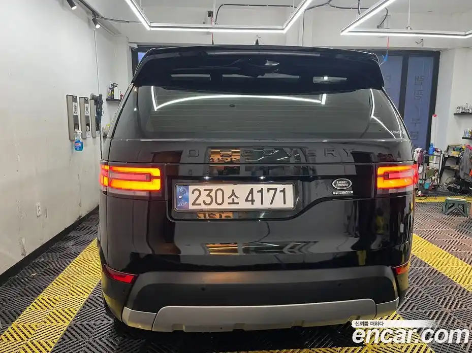 Land Rover Discovery 2018 3.0 Автомат в Москве № 166835, фото 4