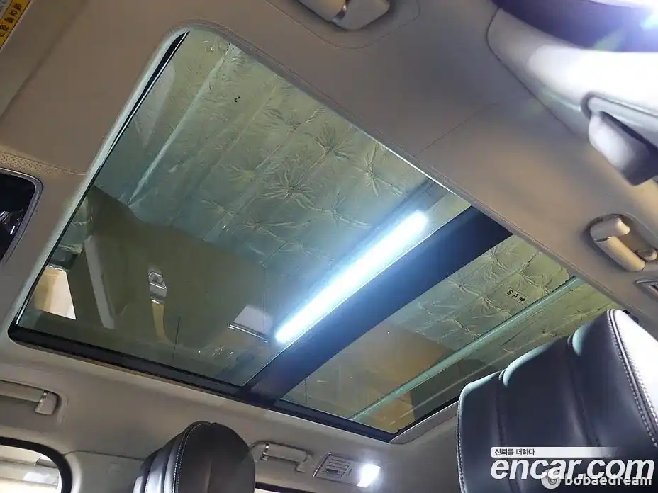 Land Rover Range-Rover 2015 4.4 Автомат в Москве № 166903, фото 17