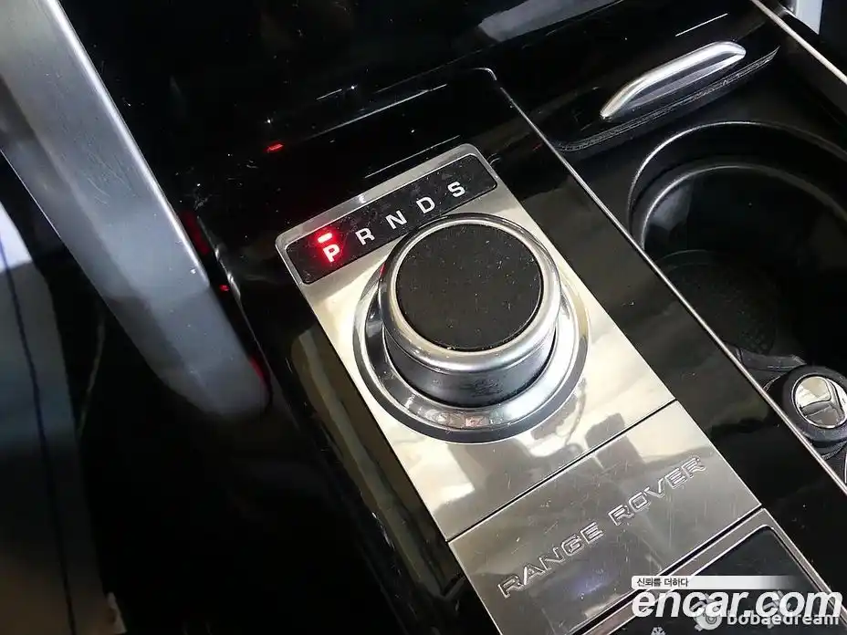 Land Rover Range-Rover 2015 4.4 Автомат в Москве № 166903, фото 9