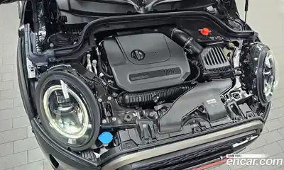 Mini Cooper 2023 2.0 Автомат в Москве № 166934, миниатюра 5