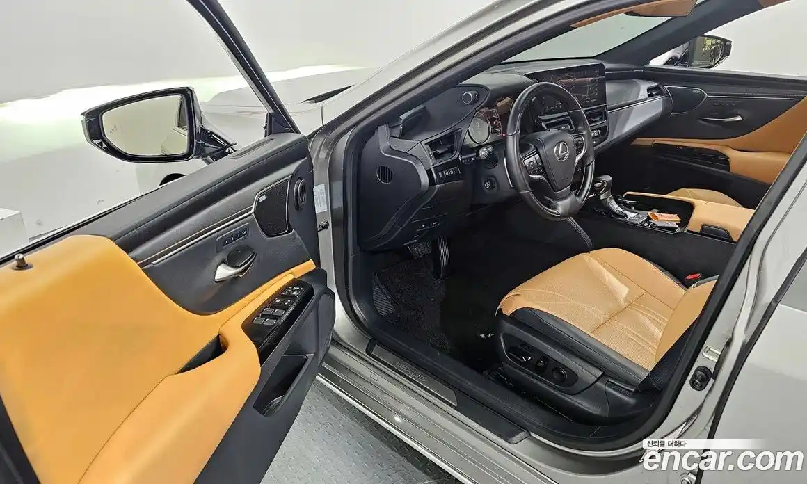 Lexus ES 2026 2.5 Автомат в Москве № 168097, фото 15