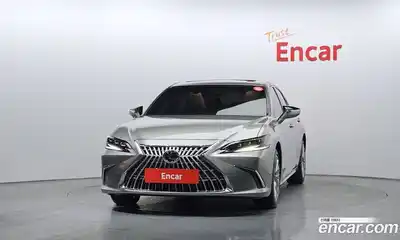 Lexus ES 2026 2.5 Автомат в Москве № 168097, миниатюра 9