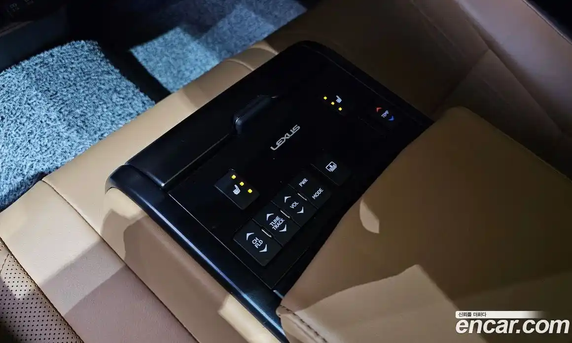 Lexus ES 2019 2.5 Автомат в Москве № 168301, фото 19