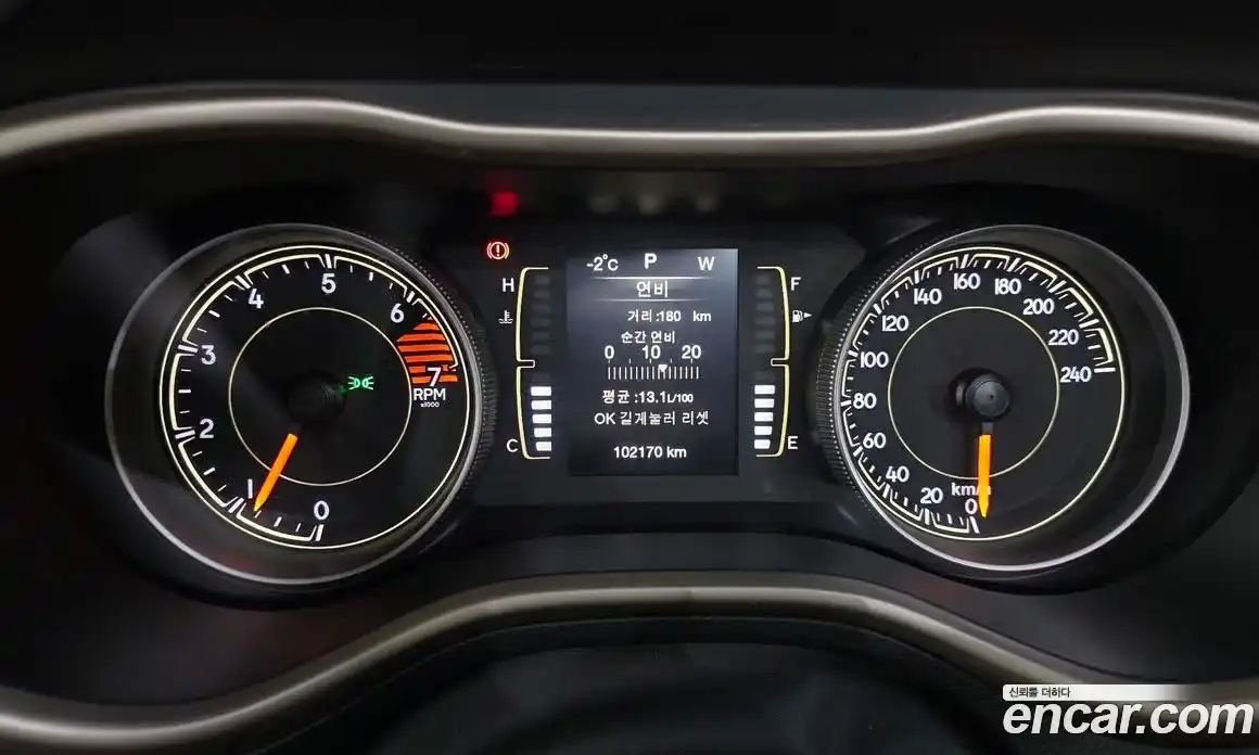 Jeep Cherokee 2016 2.4 Автомат в Москве № 169778, фото 4