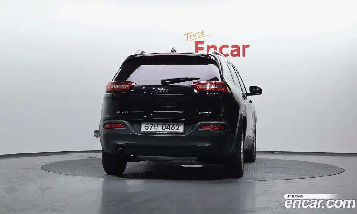 Jeep Cherokee 2016 2.4 Автомат в Москве № 169778, фото 7