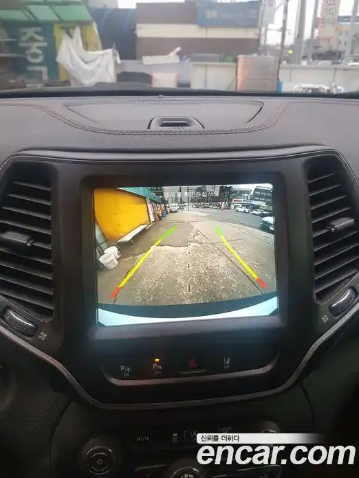 Jeep Cherokee 2020 3.2 Автомат в Москве № 170110, фото 12