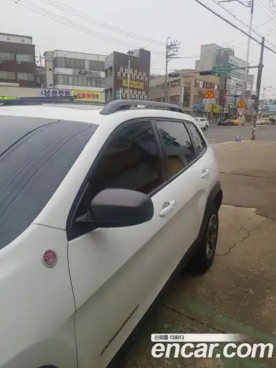 Jeep Cherokee 2020 3.2 Автомат в Москве № 170110, миниатюра 3