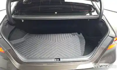 Toyota Camry 2023 2.5 Автомат в Москве № 170210, миниатюра 11