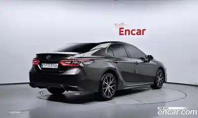 Toyota Camry 2023 2.5 Автомат в Москве № 170210, миниатюра 5