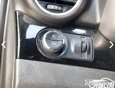 Chevrolet Orlando 2013 2.0 Автомат в Москве № 172184, миниатюра 12