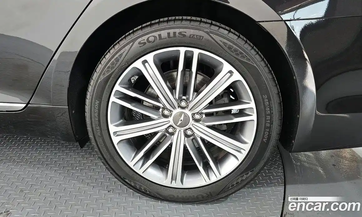 Genesis G80 2018 3.3 Автомат в Москве № 17473, фото 5